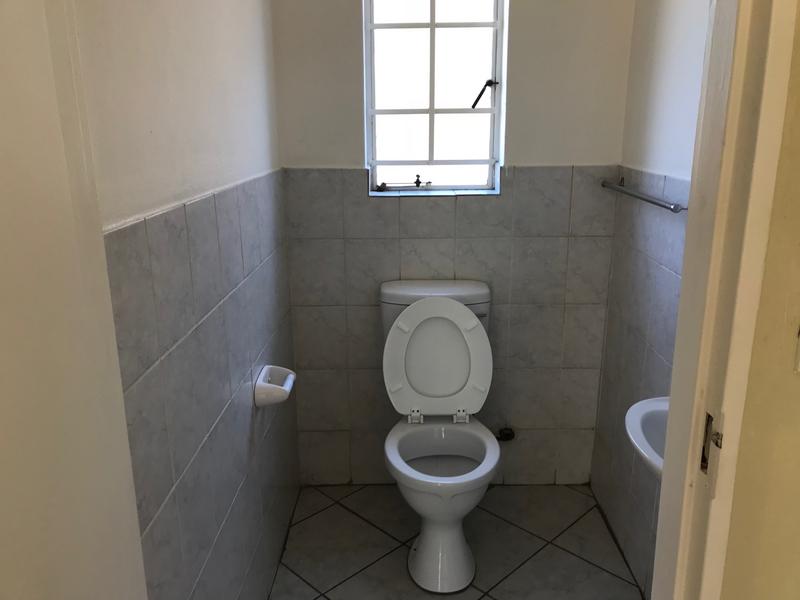 To Let 2 Bedroom Property for Rent in Wilgeheuwel Gauteng