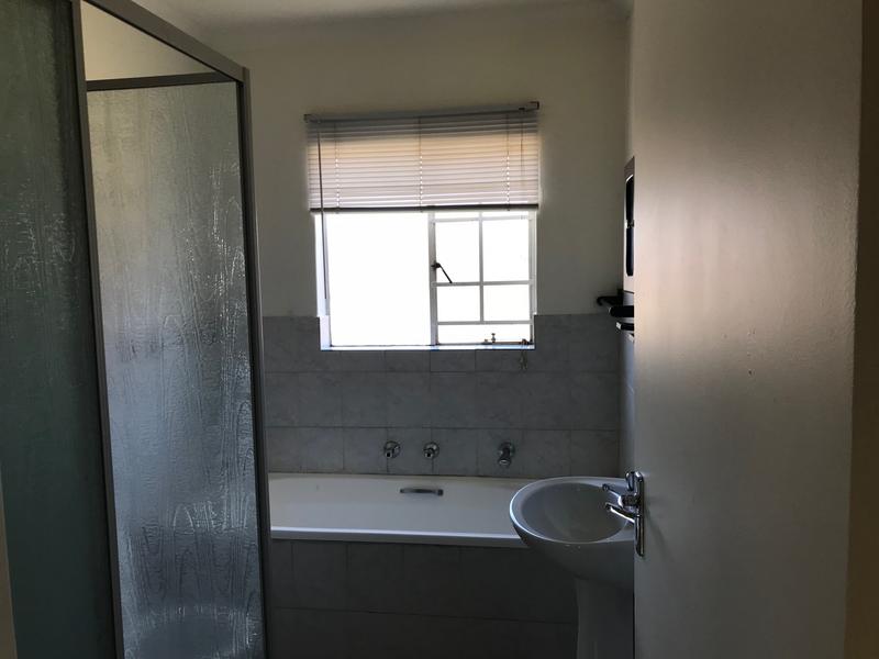 To Let 2 Bedroom Property for Rent in Wilgeheuwel Gauteng