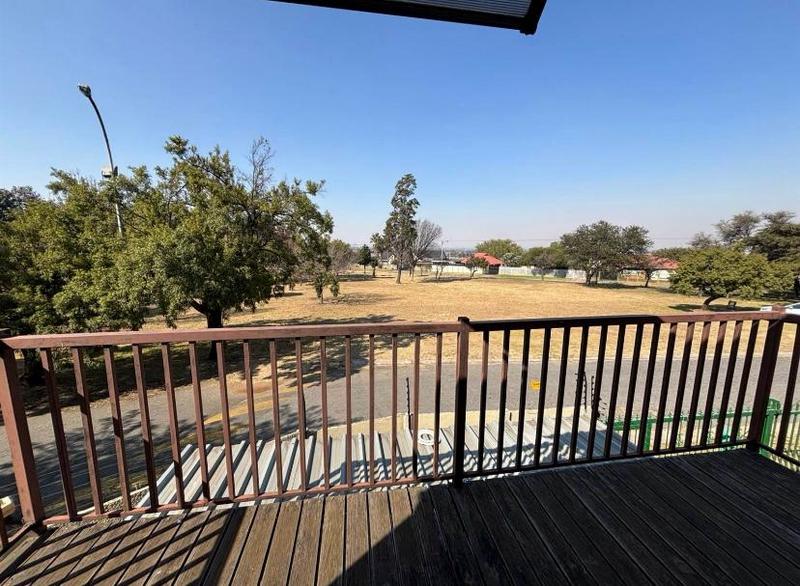 To Let 1 Bedroom Property for Rent in Germiston Central Gauteng