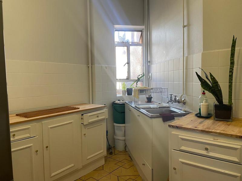 2 Bedroom Property for Sale in Johannesburg Central Gauteng