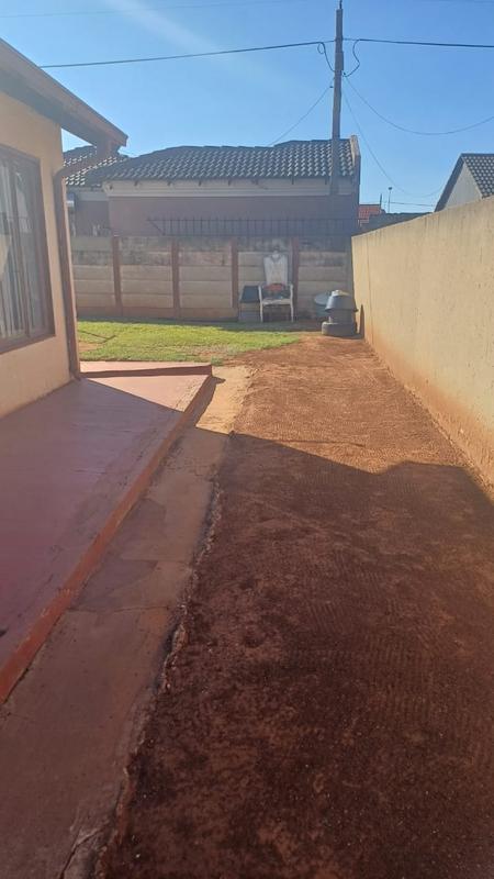 2 Bedroom Property for Sale in Vosloorus Ext 8 Gauteng