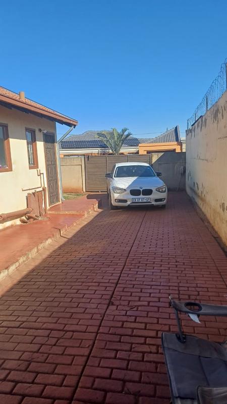 2 Bedroom Property for Sale in Vosloorus Ext 8 Gauteng