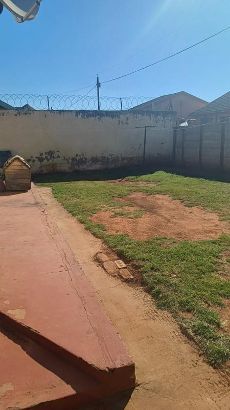 2 Bedroom Property for Sale in Vosloorus Ext 8 Gauteng