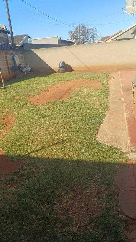 2 Bedroom Property for Sale in Vosloorus Ext 8 Gauteng