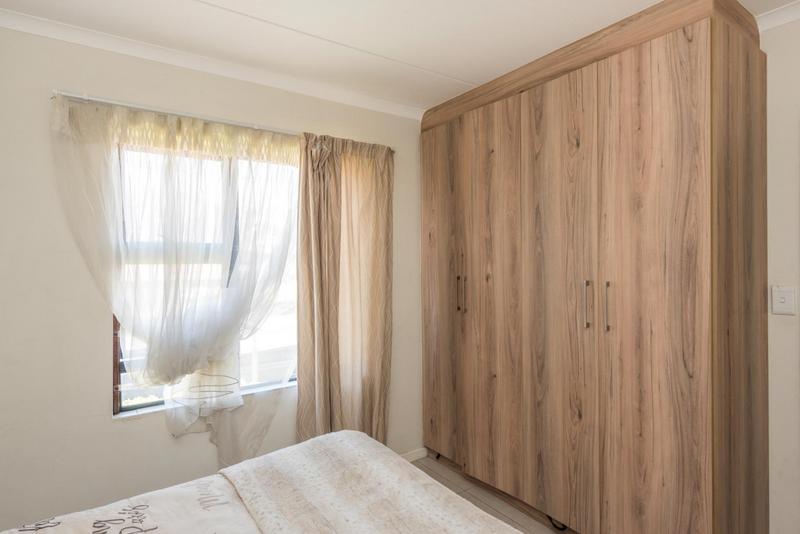 3 Bedroom Property for Sale in Greenstone Hill Gauteng