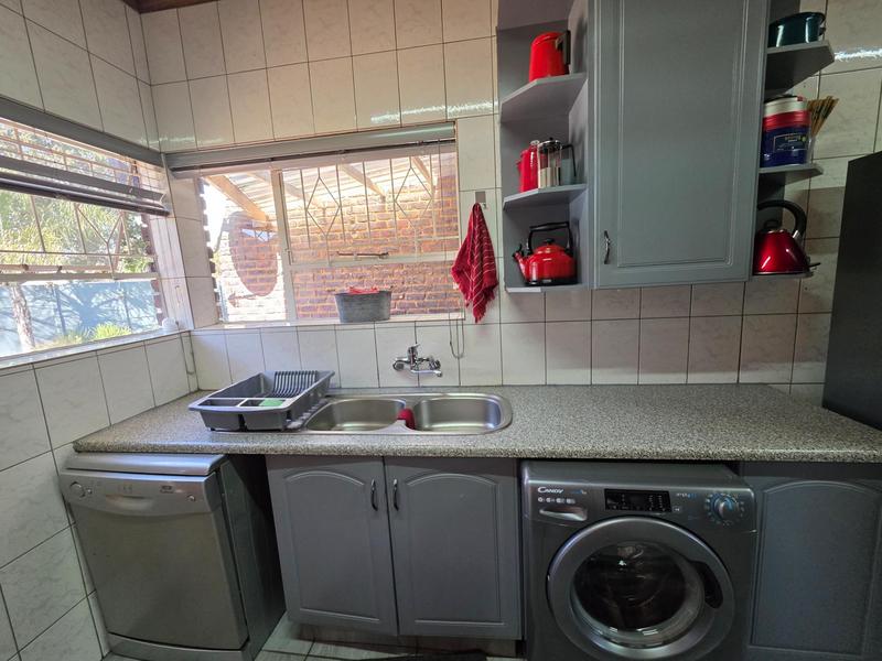 3 Bedroom Property for Sale in Sunward Park Gauteng