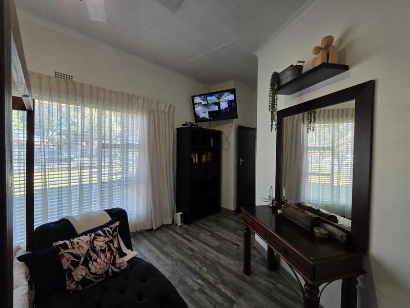 3 Bedroom Property for Sale in Sunward Park Gauteng