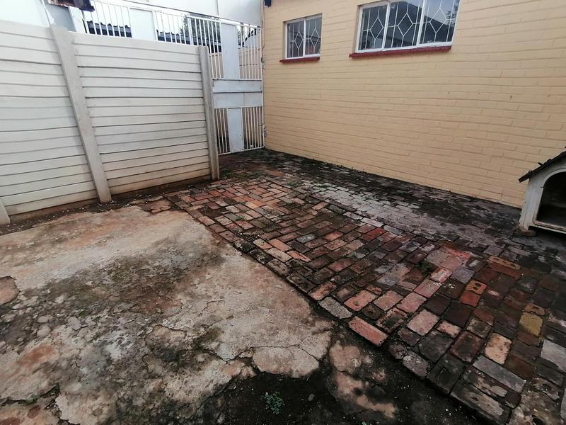 To Let 2 Bedroom Property for Rent in Brenthurst Gauteng