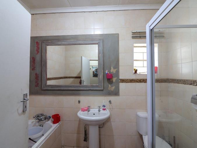 3 Bedroom Property for Sale in Three Rivers Gauteng