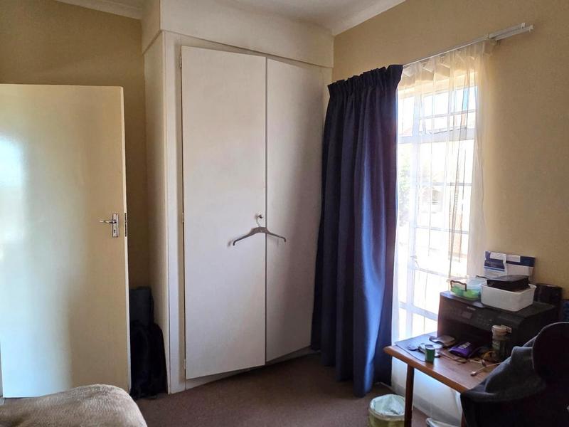 To Let 2 Bedroom Property for Rent in Boardwalk Villas Gauteng