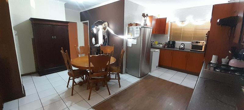 3 Bedroom Property for Sale in Eldoraigne Gauteng