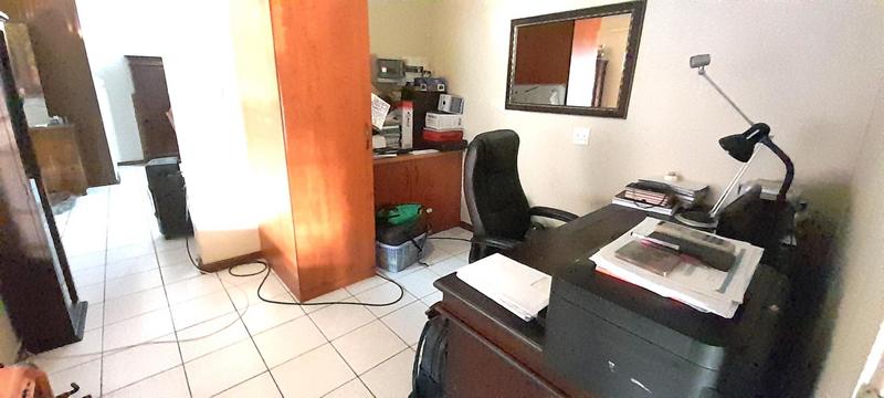 3 Bedroom Property for Sale in Eldoraigne Gauteng