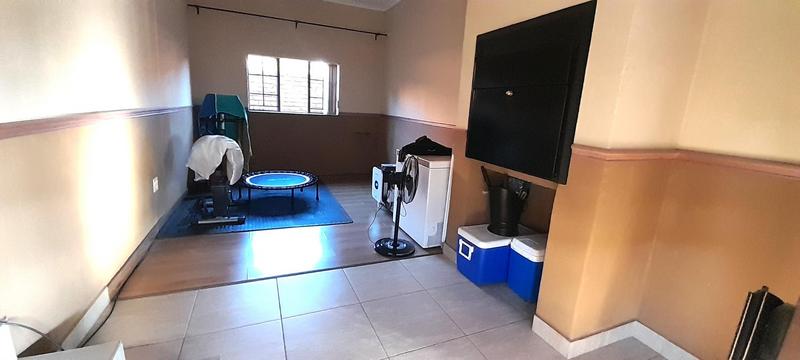 3 Bedroom Property for Sale in Eldoraigne Gauteng