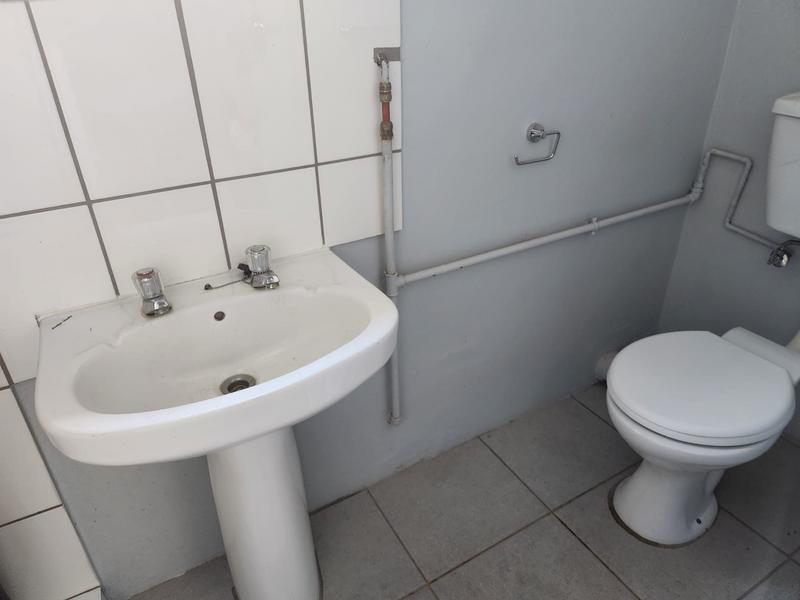 To Let 2 Bedroom Property for Rent in Rietfontein Gauteng