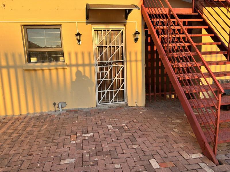 To Let 2 Bedroom Property for Rent in Erasmia Gauteng