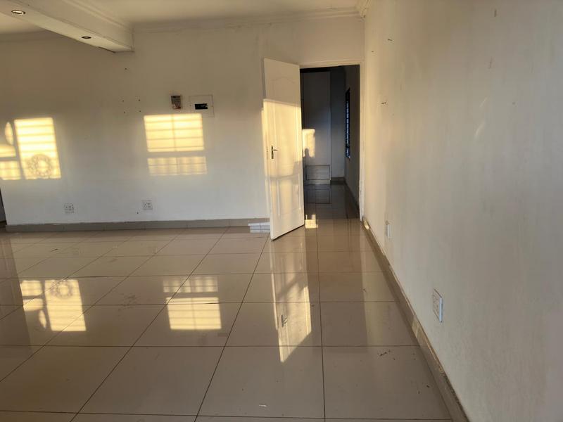 To Let 2 Bedroom Property for Rent in Erasmia Gauteng