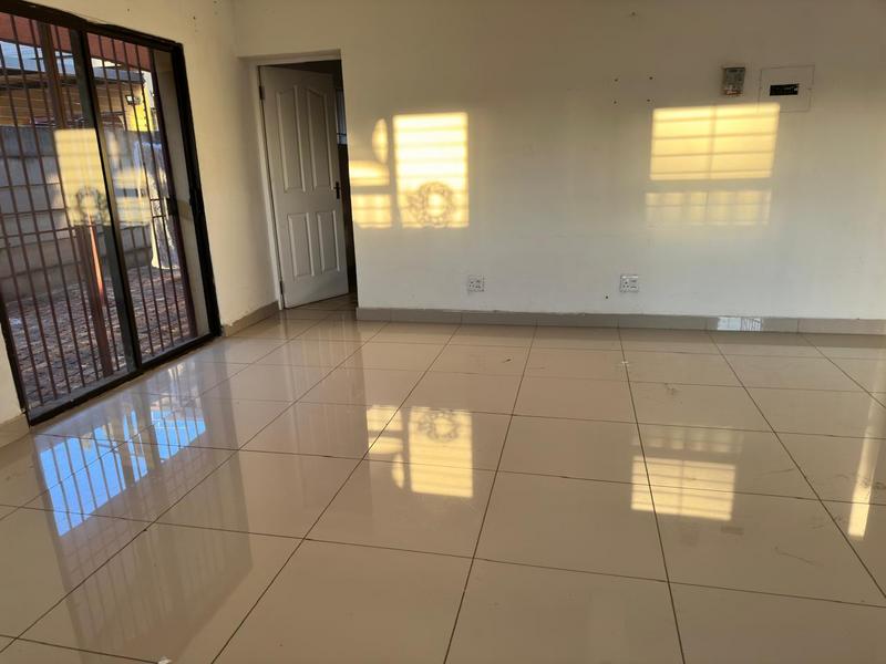 To Let 2 Bedroom Property for Rent in Erasmia Gauteng