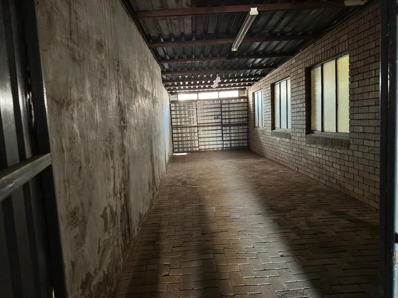 To Let commercial Property for Rent in Laudium Gauteng