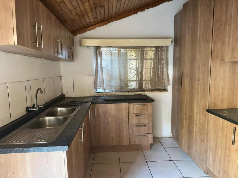 To Let 2 Bedroom Property for Rent in Laudium Gauteng