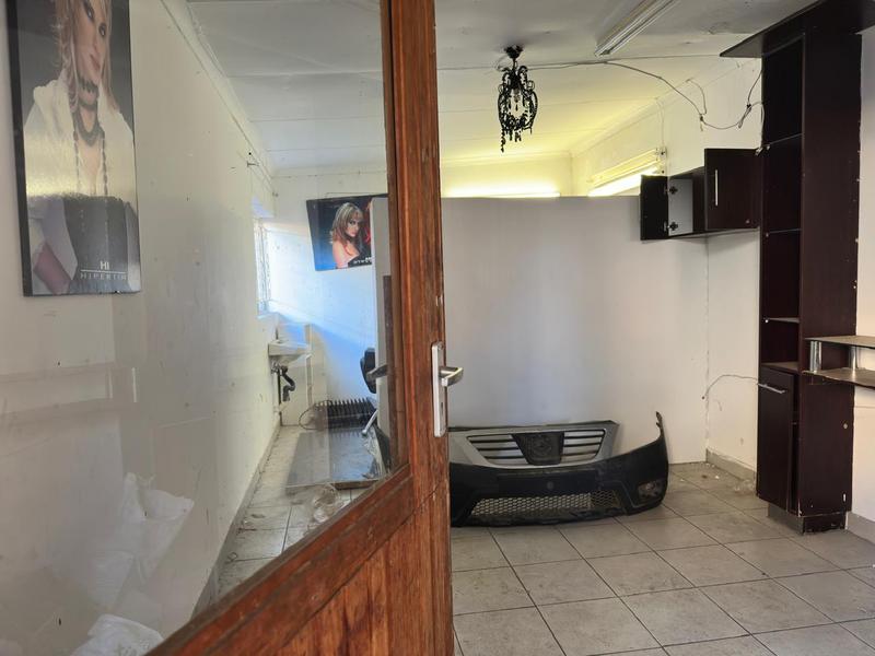 To Let commercial Property for Rent in Laudium Gauteng