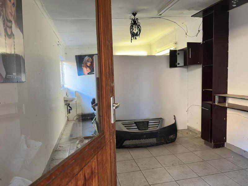 To Let commercial Property for Rent in Laudium Gauteng