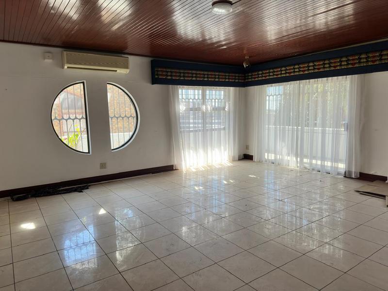 To Let 7 Bedroom Property for Rent in Laudium Gauteng