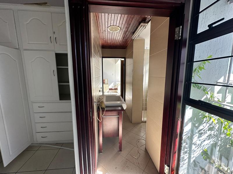 To Let 7 Bedroom Property for Rent in Laudium Gauteng
