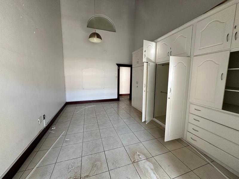To Let 7 Bedroom Property for Rent in Laudium Gauteng