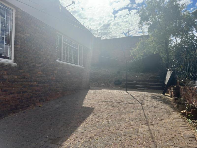 To Let 3 Bedroom Property for Rent in Laudium Gauteng