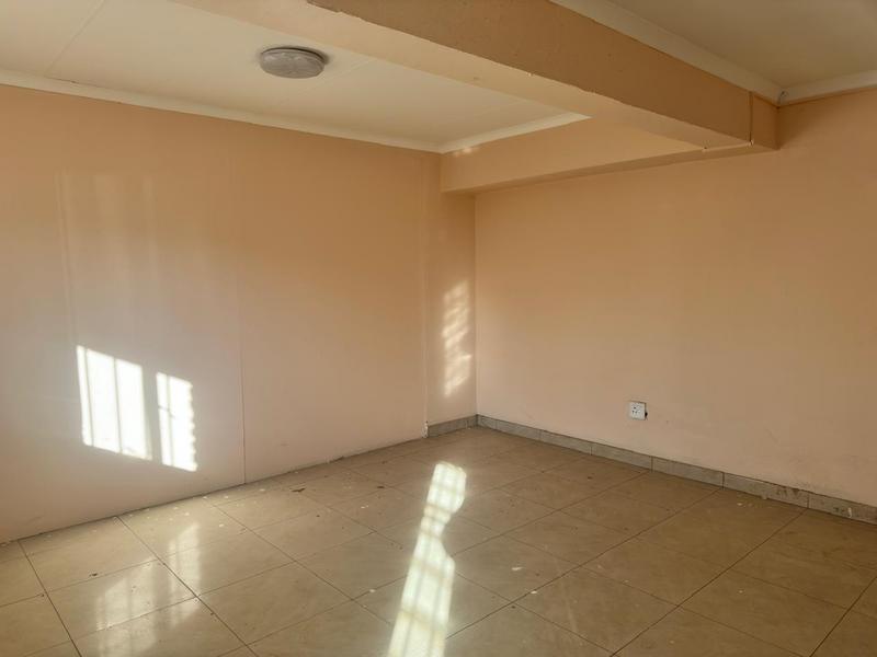 To Let 2 Bedroom Property for Rent in Laudium Gauteng