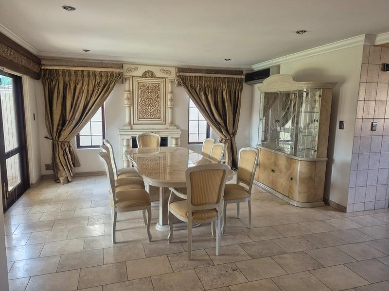 To Let 4 Bedroom Property for Rent in Eldoglen Gauteng