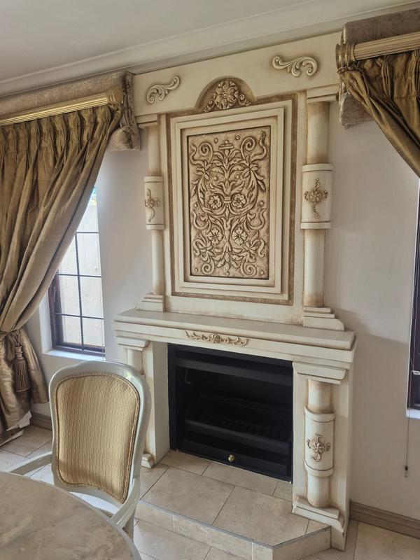 To Let 4 Bedroom Property for Rent in Eldoglen Gauteng