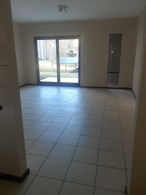 To Let 2 Bedroom Property for Rent in Eldo Lakes Estate Gauteng