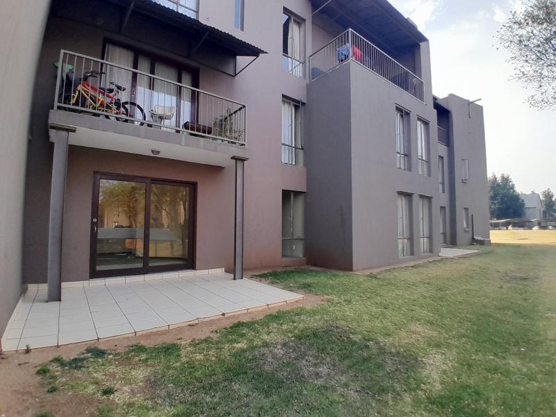 To Let 2 Bedroom Property for Rent in Eldo Lakes Estate Gauteng