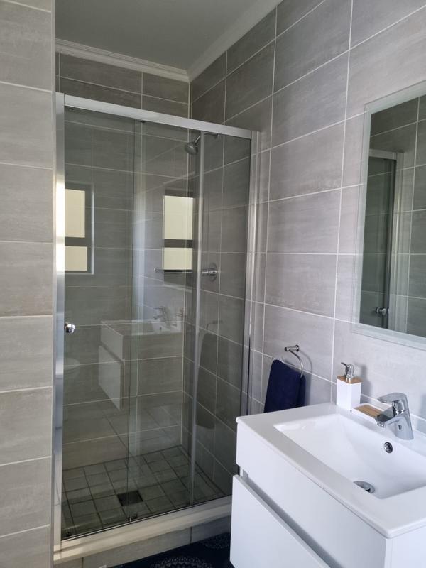 To Let 3 Bedroom Property for Rent in Waterfall Gauteng