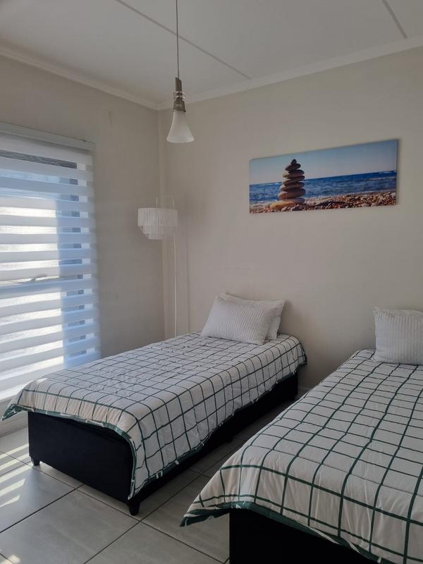 To Let 3 Bedroom Property for Rent in Waterfall Gauteng