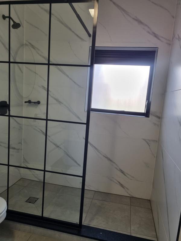To Let 3 Bedroom Property for Rent in Waterfall Gauteng