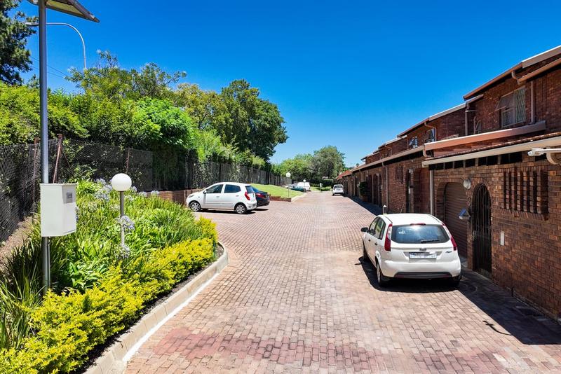 5 Bedroom Property for Sale in Johannesburg Gauteng