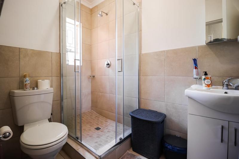 5 Bedroom Property for Sale in Johannesburg Gauteng