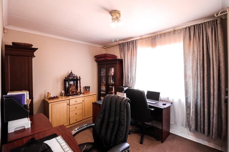 5 Bedroom Property for Sale in Johannesburg Gauteng