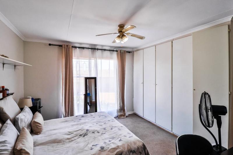 5 Bedroom Property for Sale in Johannesburg Gauteng