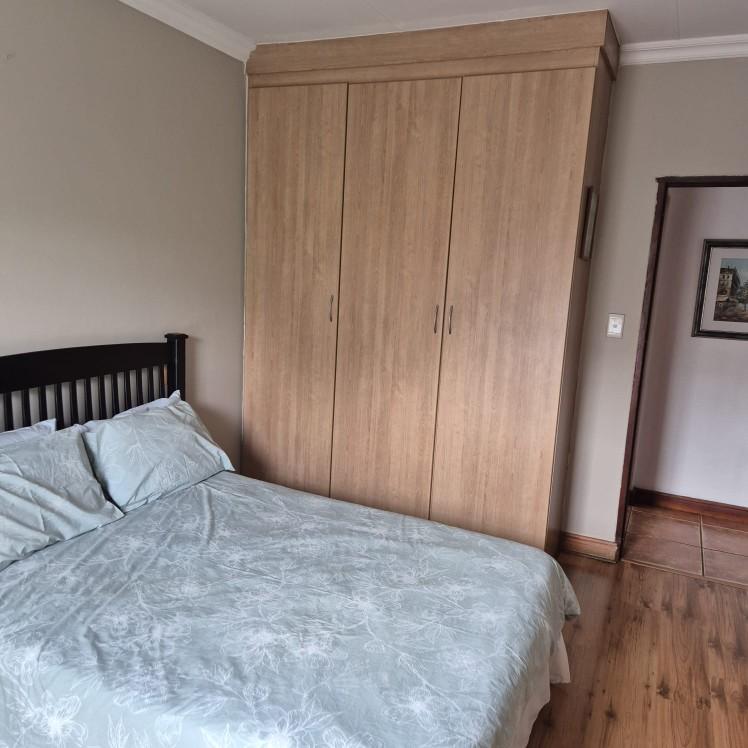 4 Bedroom Property for Sale in Eldoraigne Gauteng