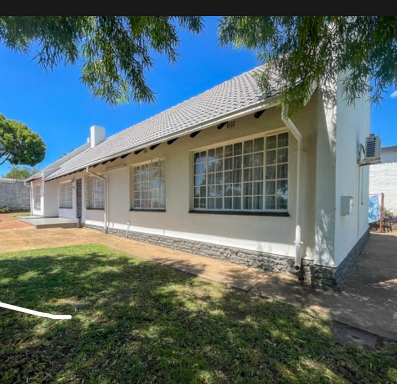 4 Bedroom Property for Sale in Erasmia Gauteng