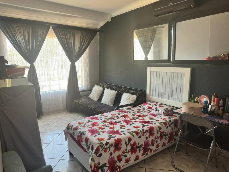 4 Bedroom Property for Sale in Erasmia Gauteng