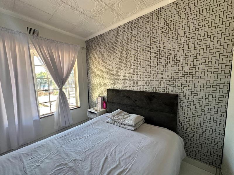 4 Bedroom Property for Sale in Erasmia Gauteng
