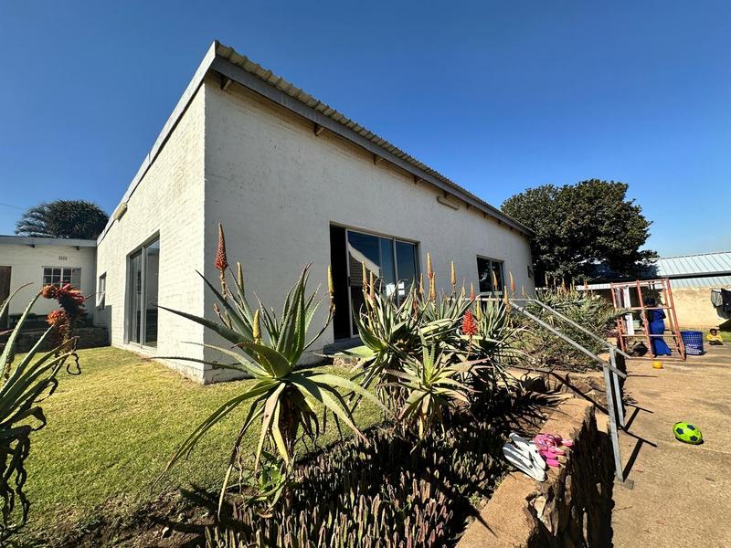 4 Bedroom Property for Sale in Erasmia Gauteng