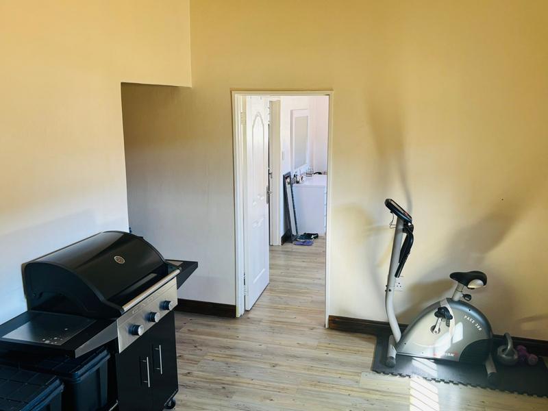 5 Bedroom Property for Sale in Erasmia Gauteng