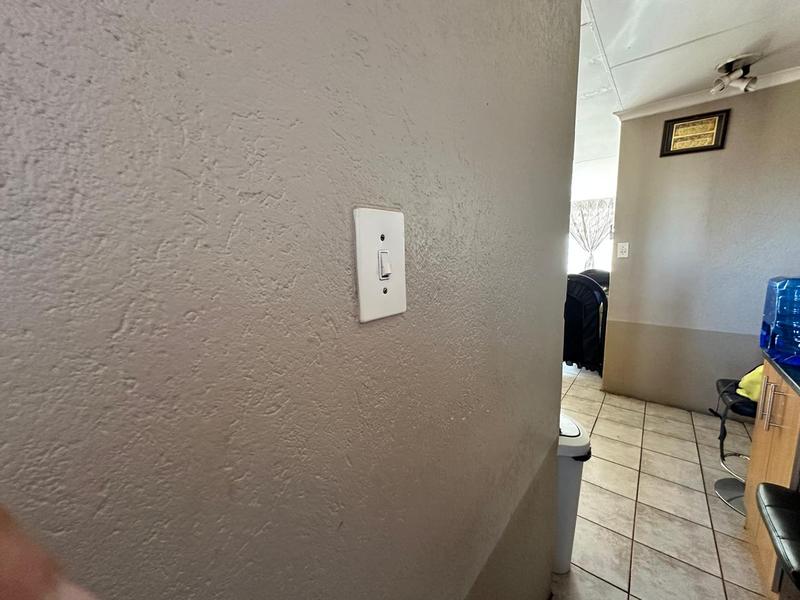 2 Bedroom Property for Sale in Laudium Gauteng