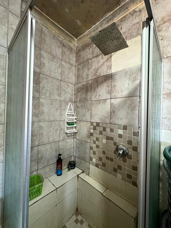 2 Bedroom Property for Sale in Laudium Gauteng