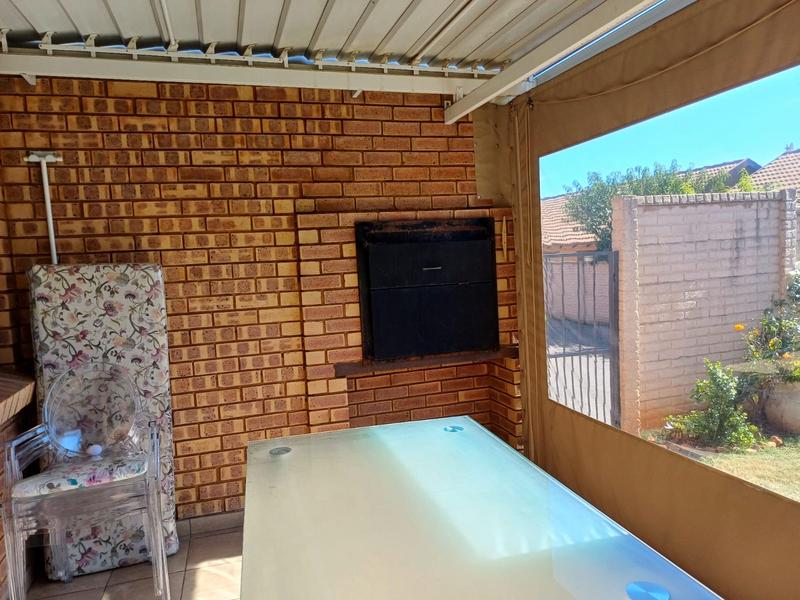 3 Bedroom Property for Sale in Raslouw Gauteng